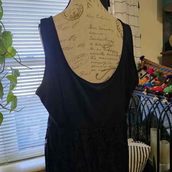 Hot Topic Black Lace-Up Corset Skull Gothic Maxi Dress - Picture 5 of 7